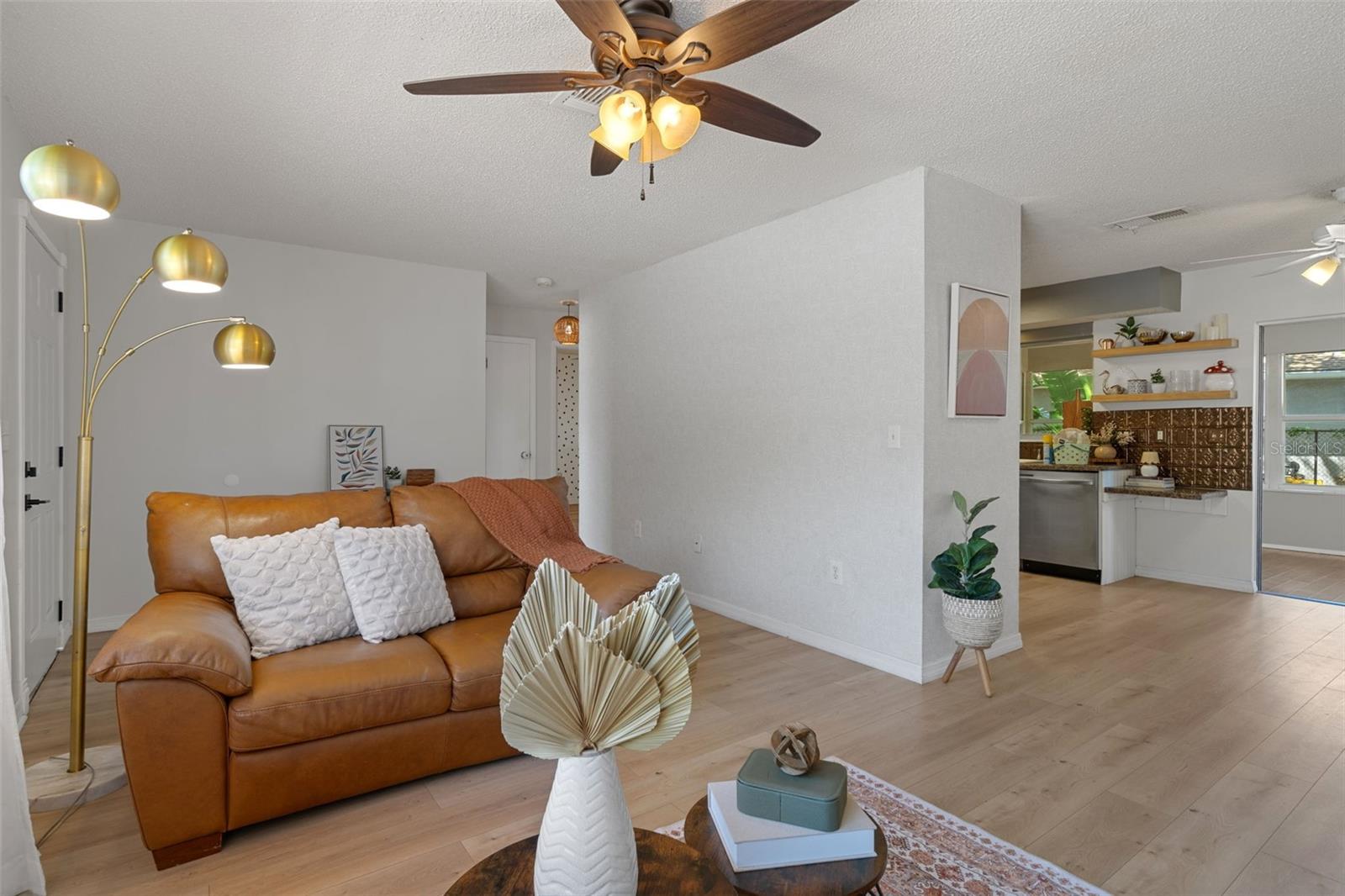 SPRING HILL - Residential