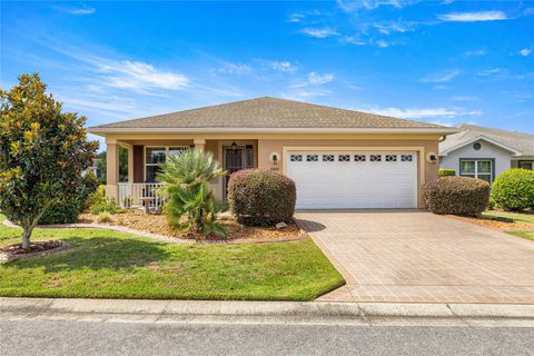 Photo of 9490 SW 98th Court, Ocala, FL 34481 (MLS # OM710716)