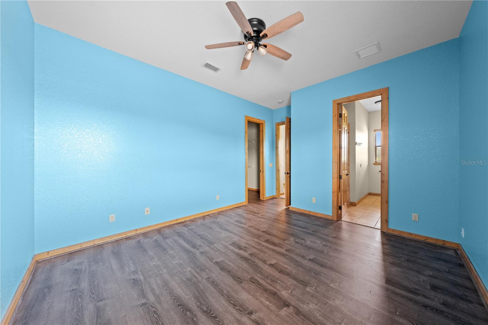 WOLF HAMMOCK - Residential