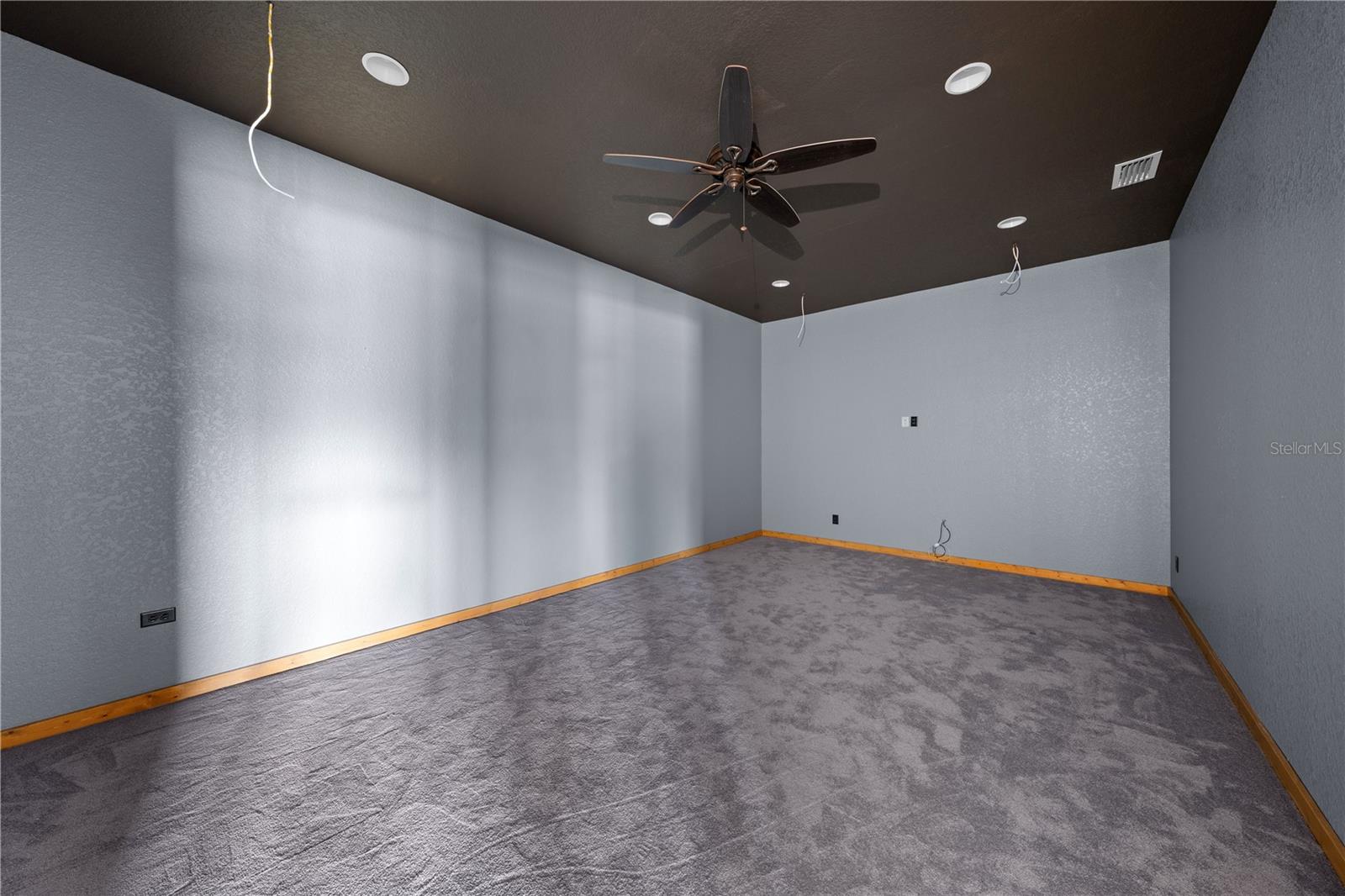 WOLF HAMMOCK - Residential