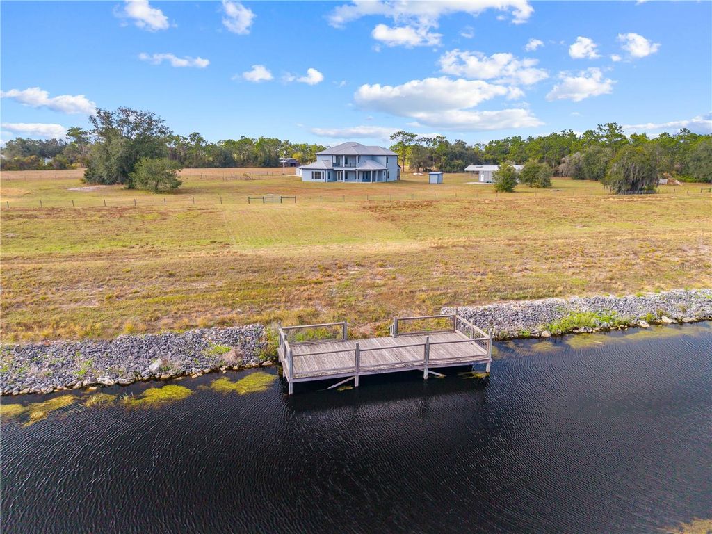 Photo of 3911 Story Road, Saint Cloud, FL 34772 (MLS # S5141232)