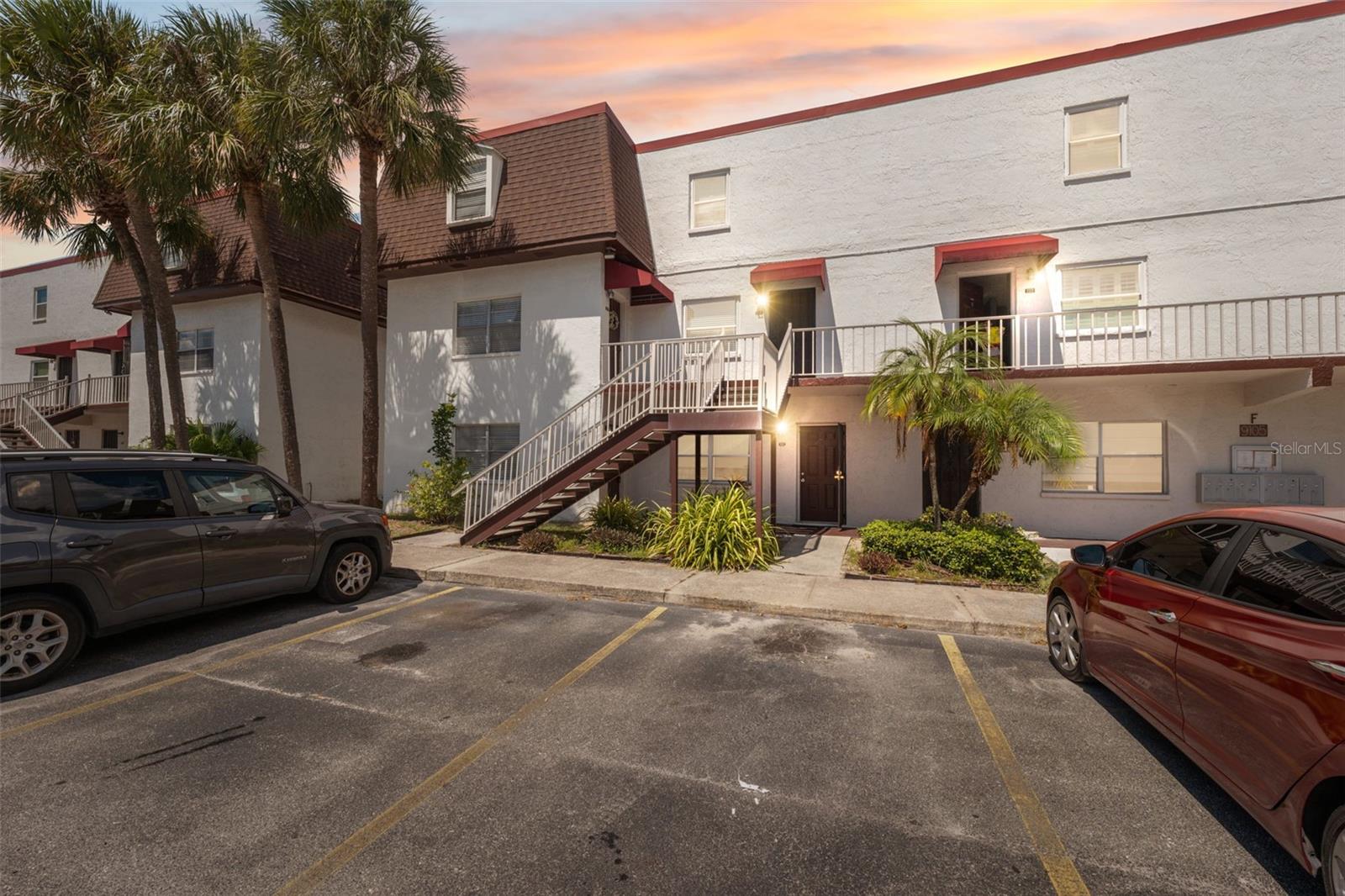 One or more photo(s) has been virtually staged. Welcome to this beautifully remodeled 1-bedroom, 1-bathroom condo in the heart of Tampa! This first-floor unit has been completely updated, featuring elegant tile flooring, fresh paint, and brand-new appliances. The modern kitchen showcases granite countertops with plenty of cabinet space. Step outside to your private porch and enjoy peaceful views of the canal.
The community offers resort-style amenities including a fishing dock, pool, and tennis courts. Ideally located close to the beaches and Tampa International Airport, as well as shopping, dining, and major highways. A perfect opportunity for a first-time homebuyer or an investor!