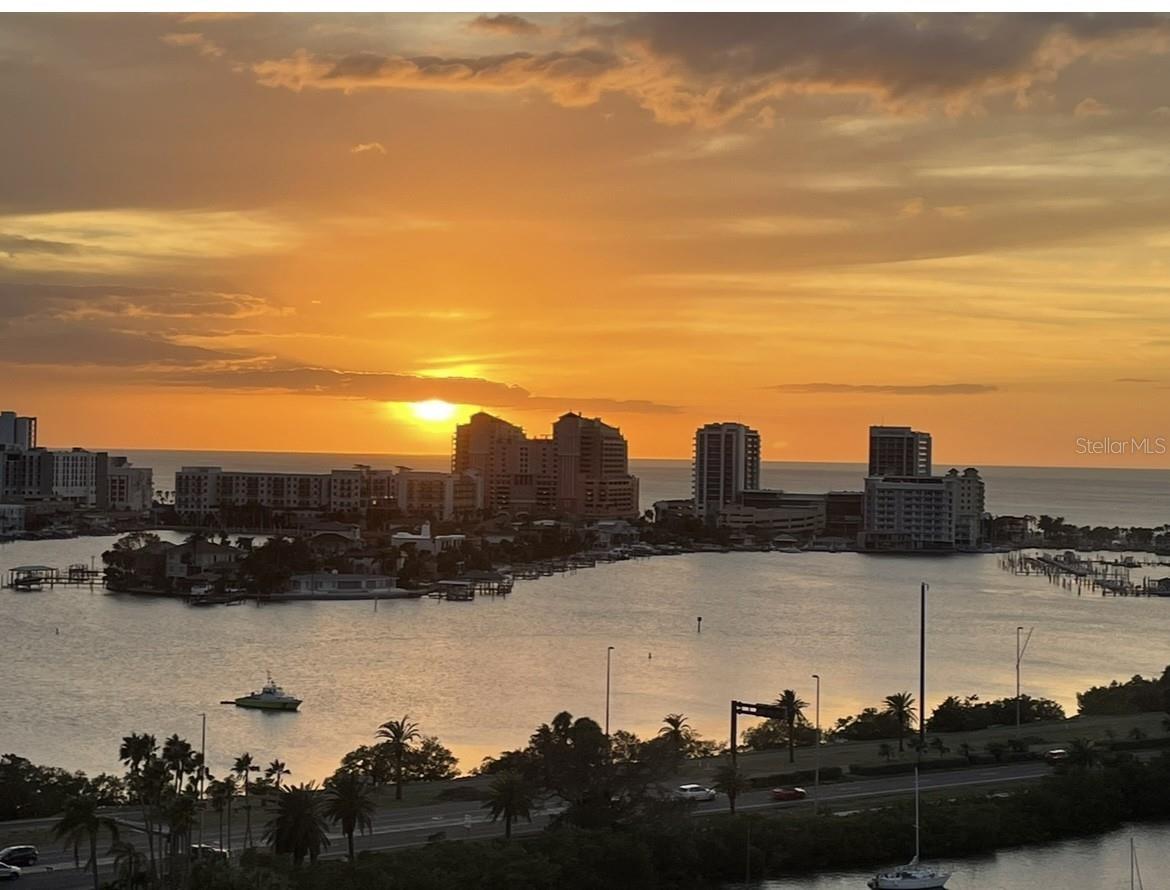 HORIZON HOUSE CO-OP - Residential