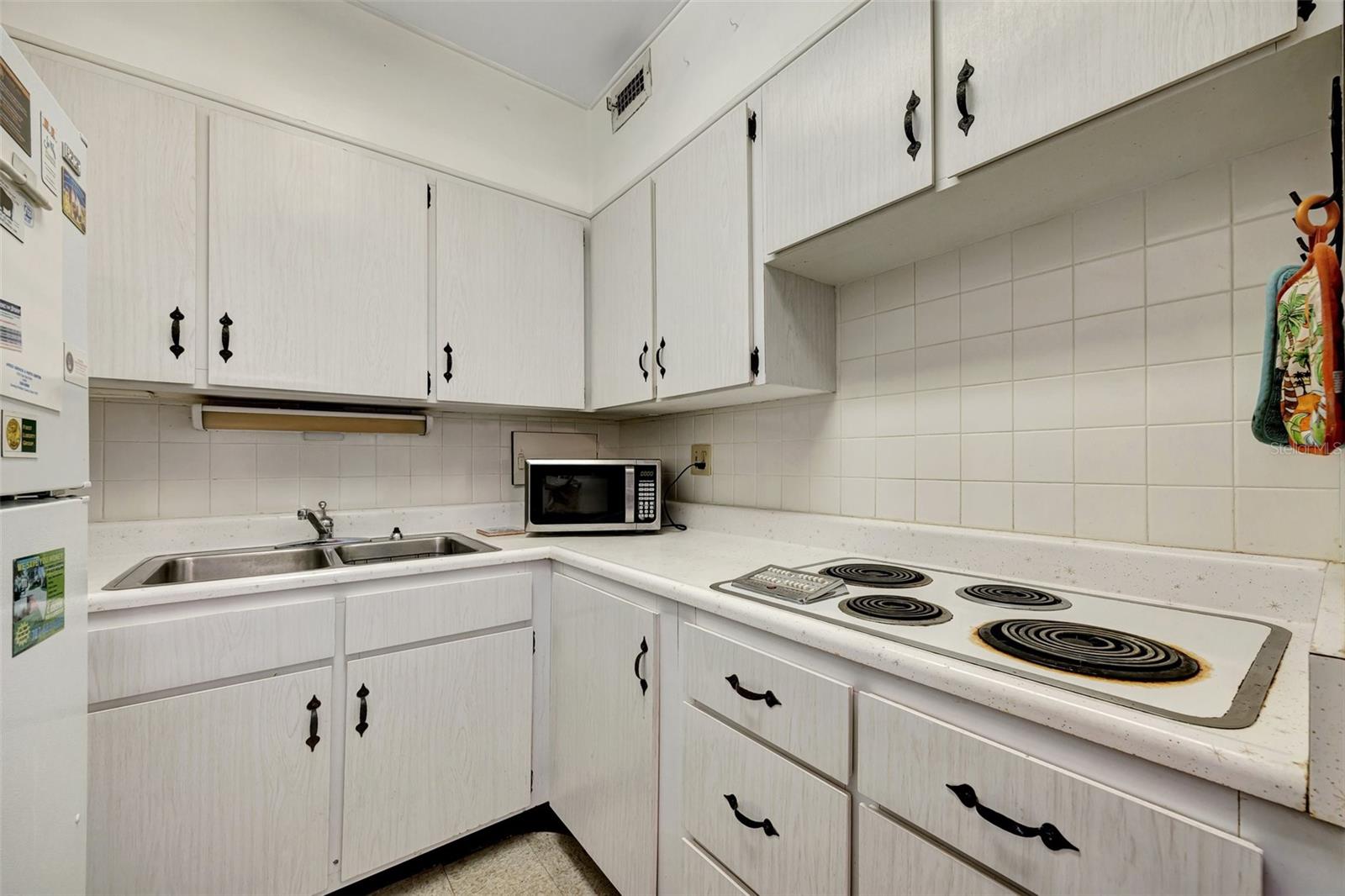 HORIZON HOUSE CO-OP - Residential