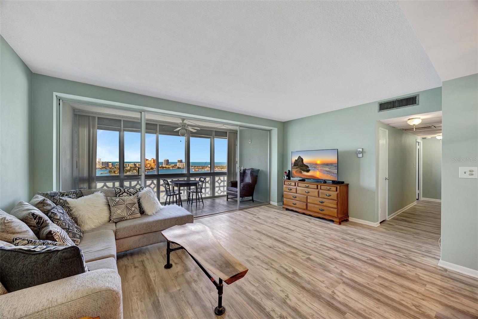 HORIZON HOUSE CO-OP - Residential