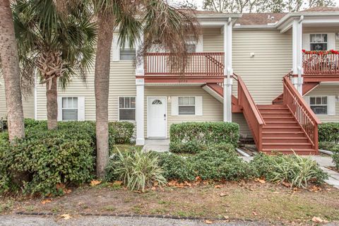 Photo of 6740 Moonglow Drive #101, Port Richey, FL 34668 (MLS # W7881743)