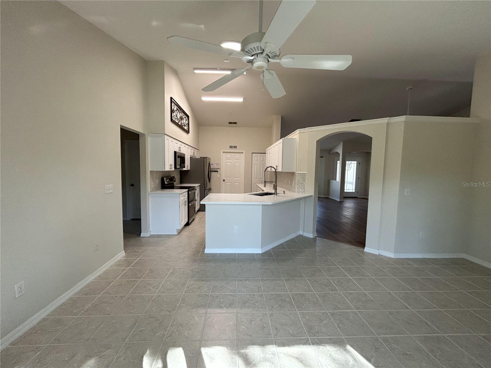 FAIRWAYS/STONECREST UN 02 - Residential