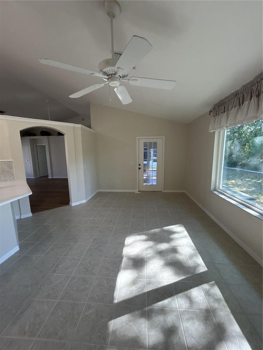 FAIRWAYS/STONECREST UN 02 - Residential