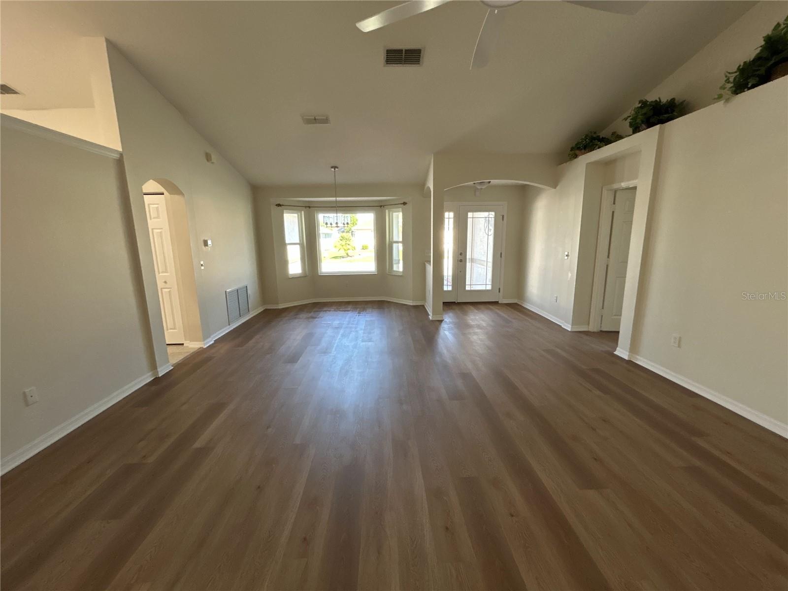 FAIRWAYS/STONECREST UN 02 - Residential