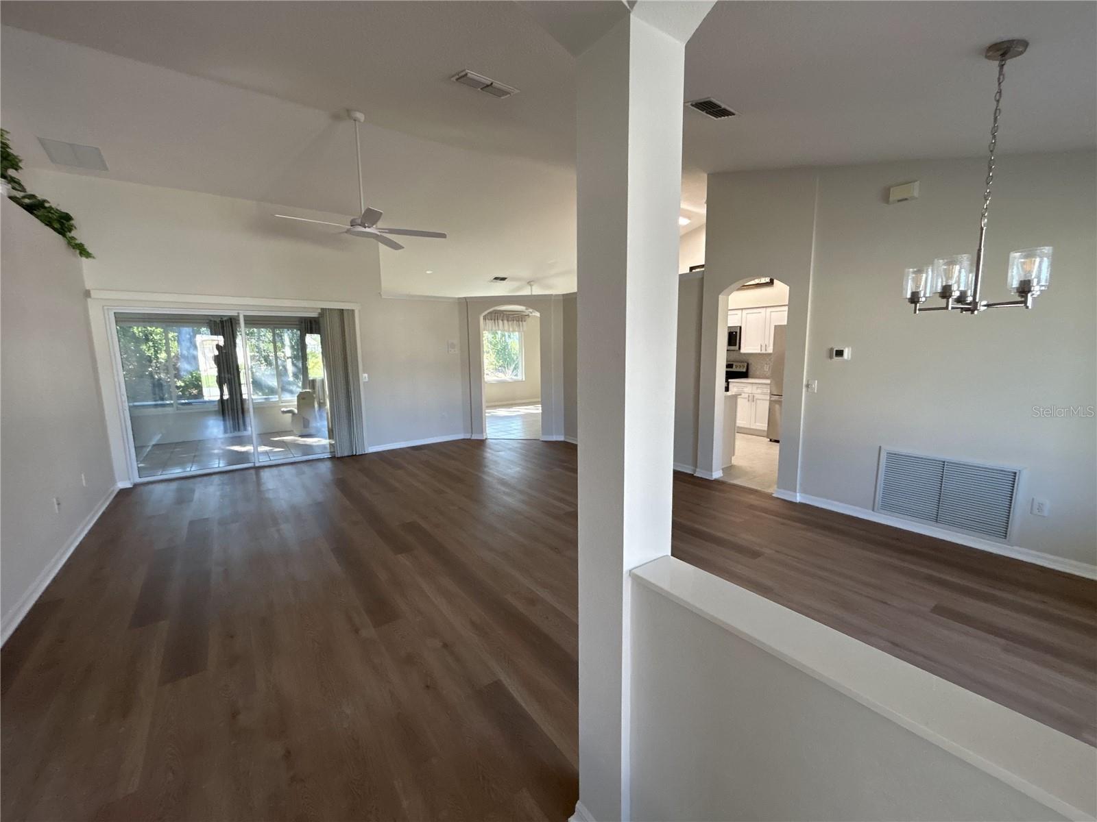 FAIRWAYS/STONECREST UN 02 - Residential