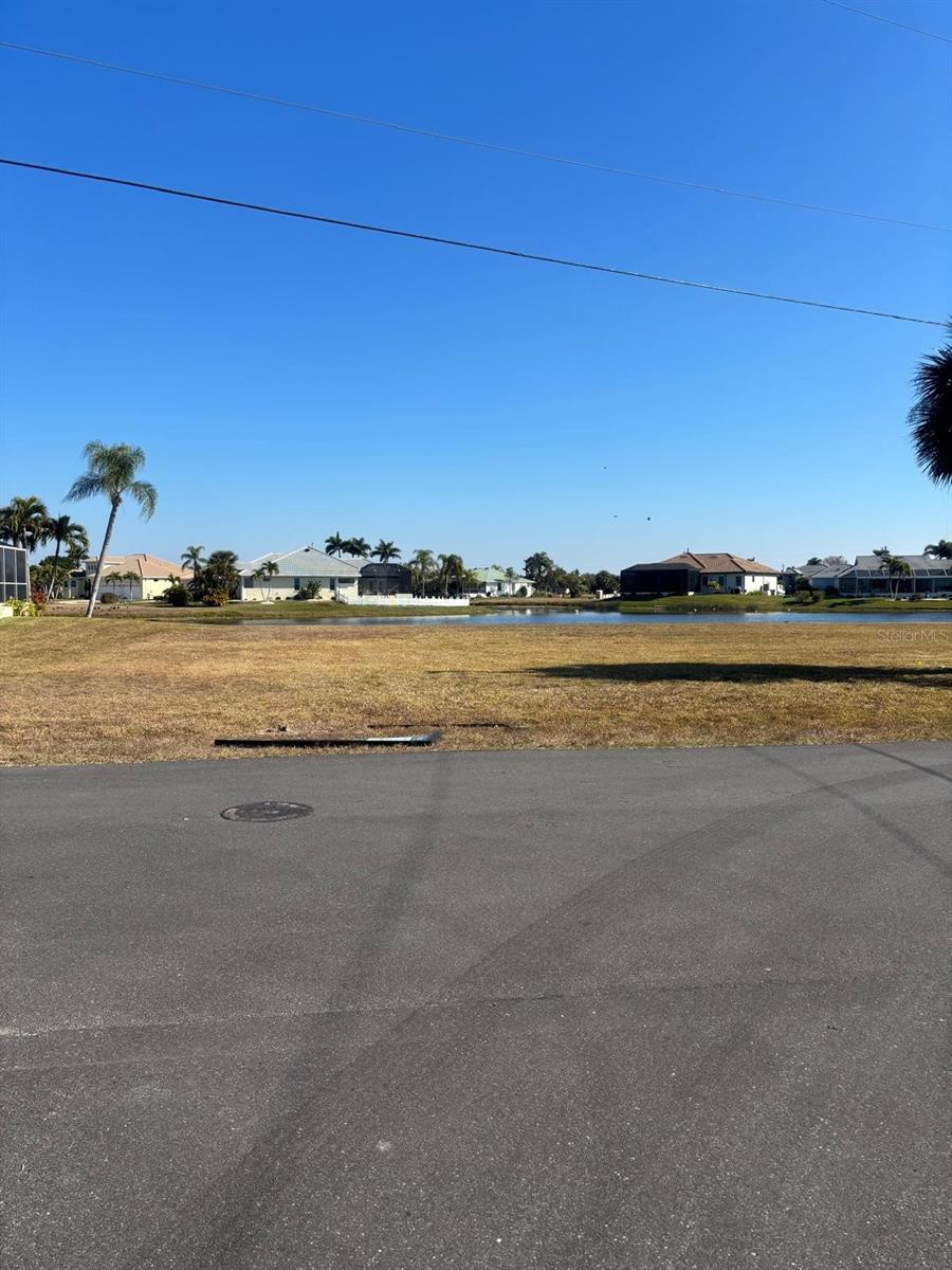 PUNTA GORDA ISLE SEC 21 - Land