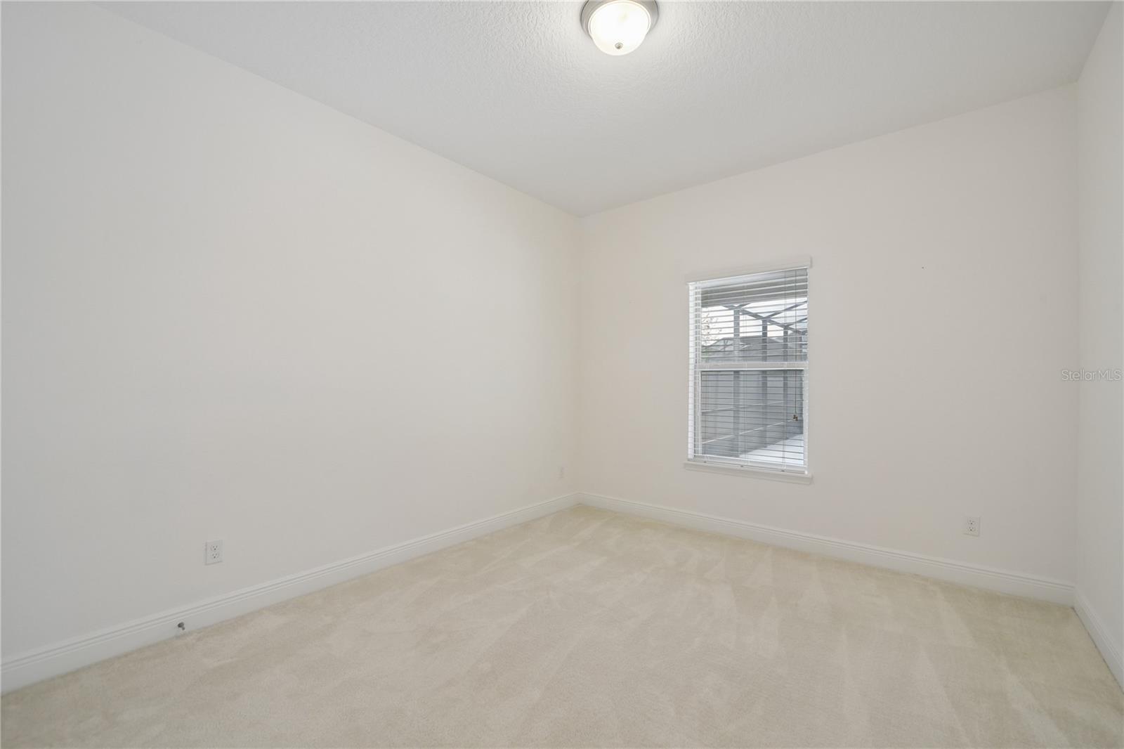 LAKE PRESERVE - Residential