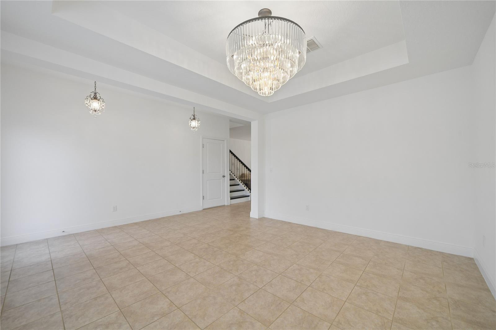 LAKE PRESERVE - Residential