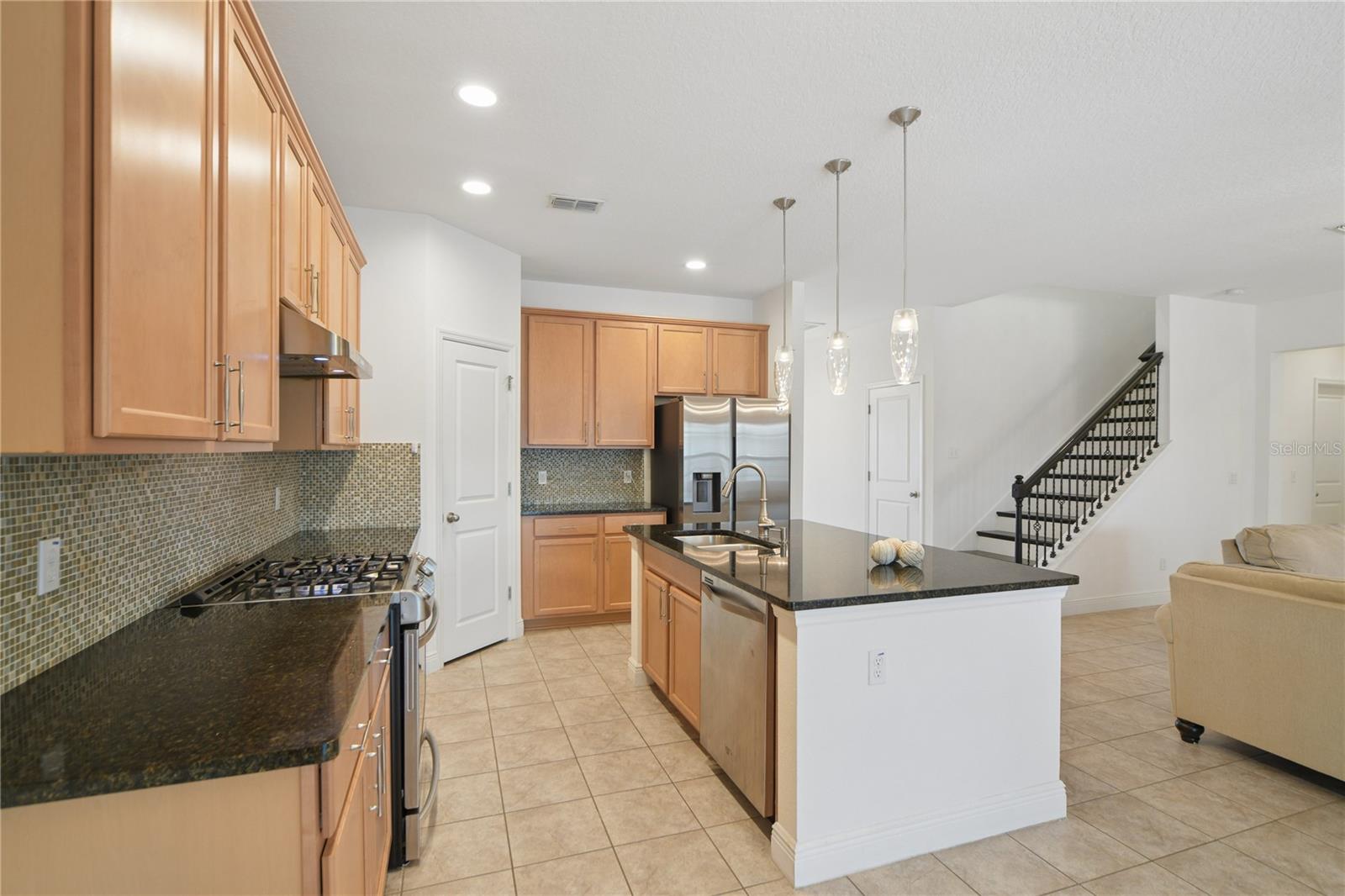 LAKE PRESERVE - Residential