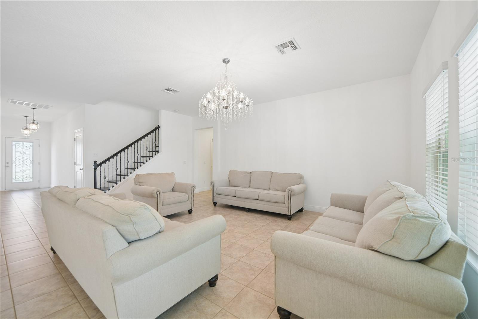 LAKE PRESERVE - Residential