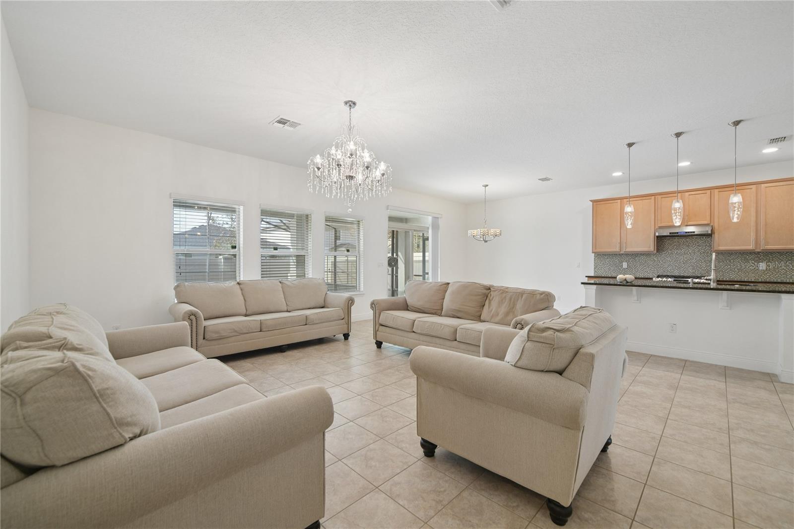 LAKE PRESERVE - Residential