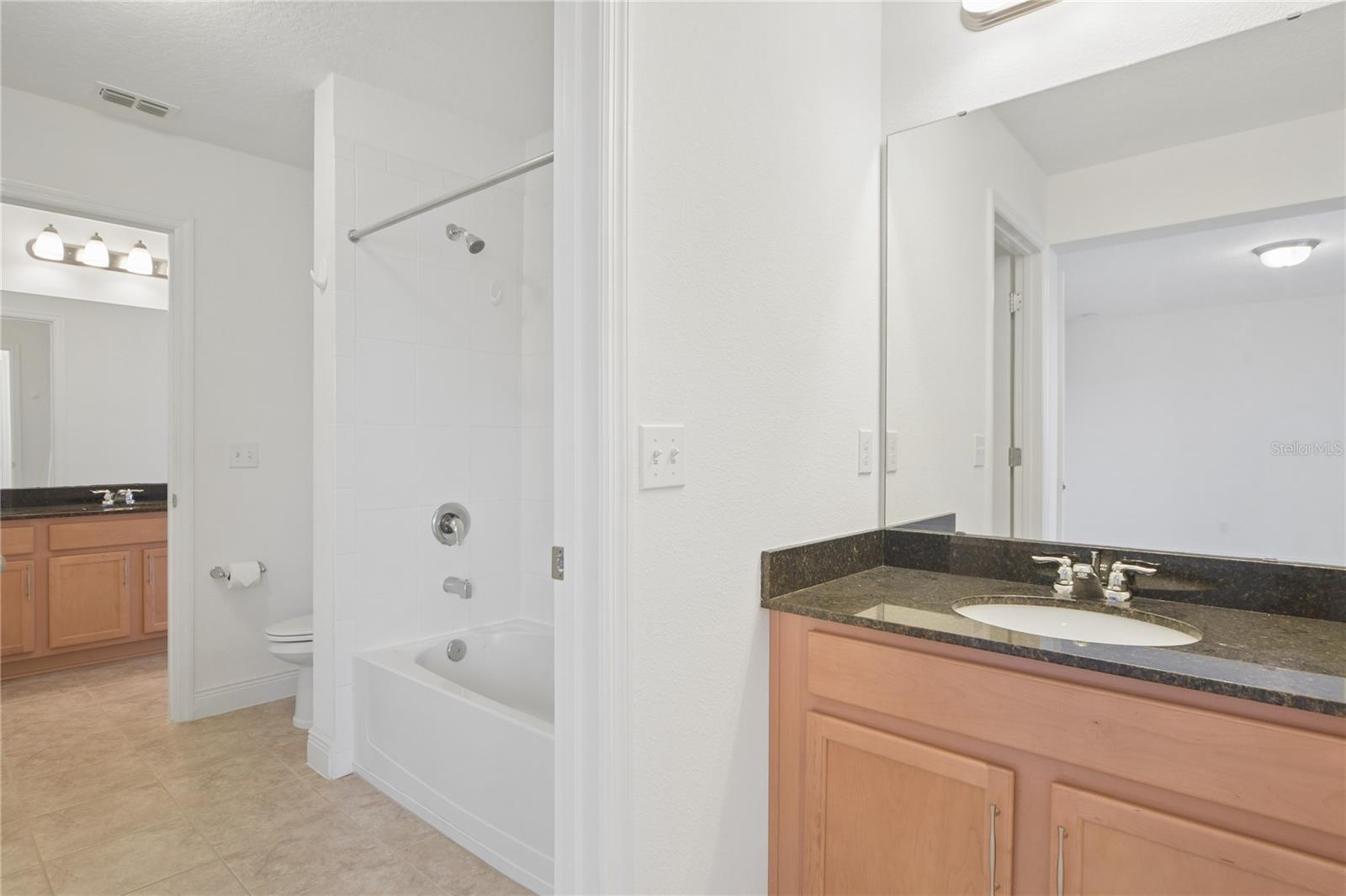 LAKE PRESERVE - Residential