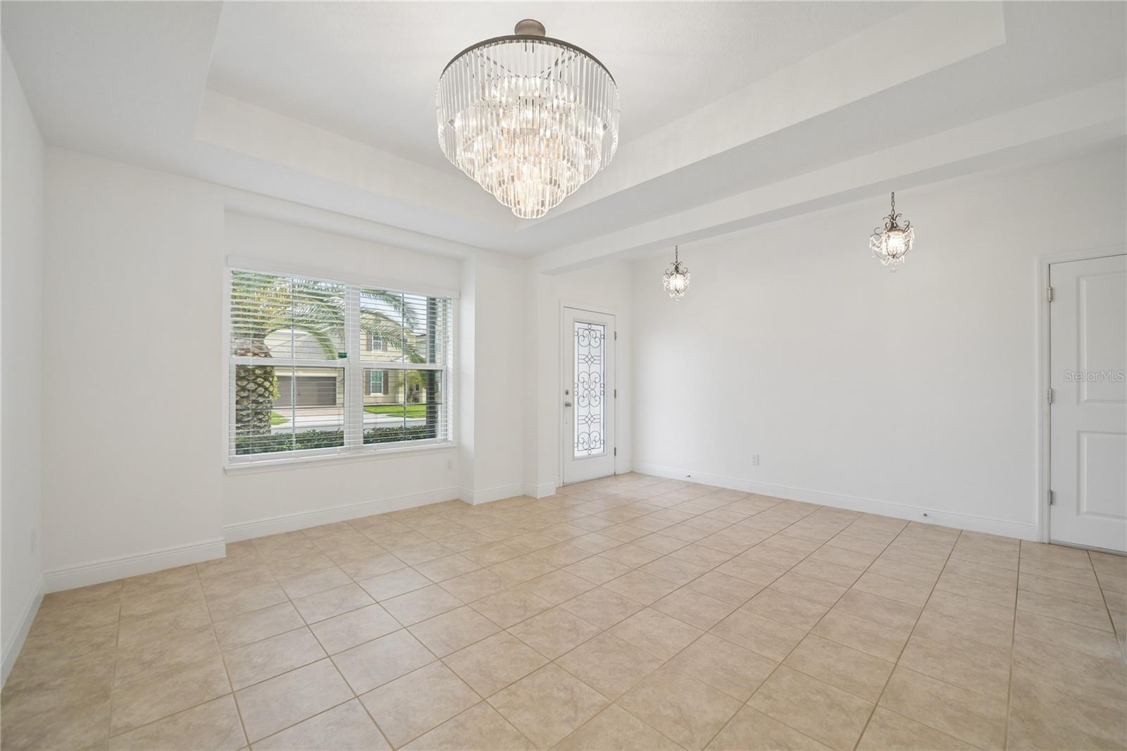 LAKE PRESERVE - Residential