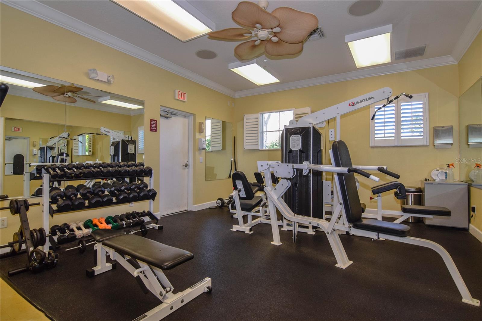 SEMINOLE ISLE CONDO - Residential