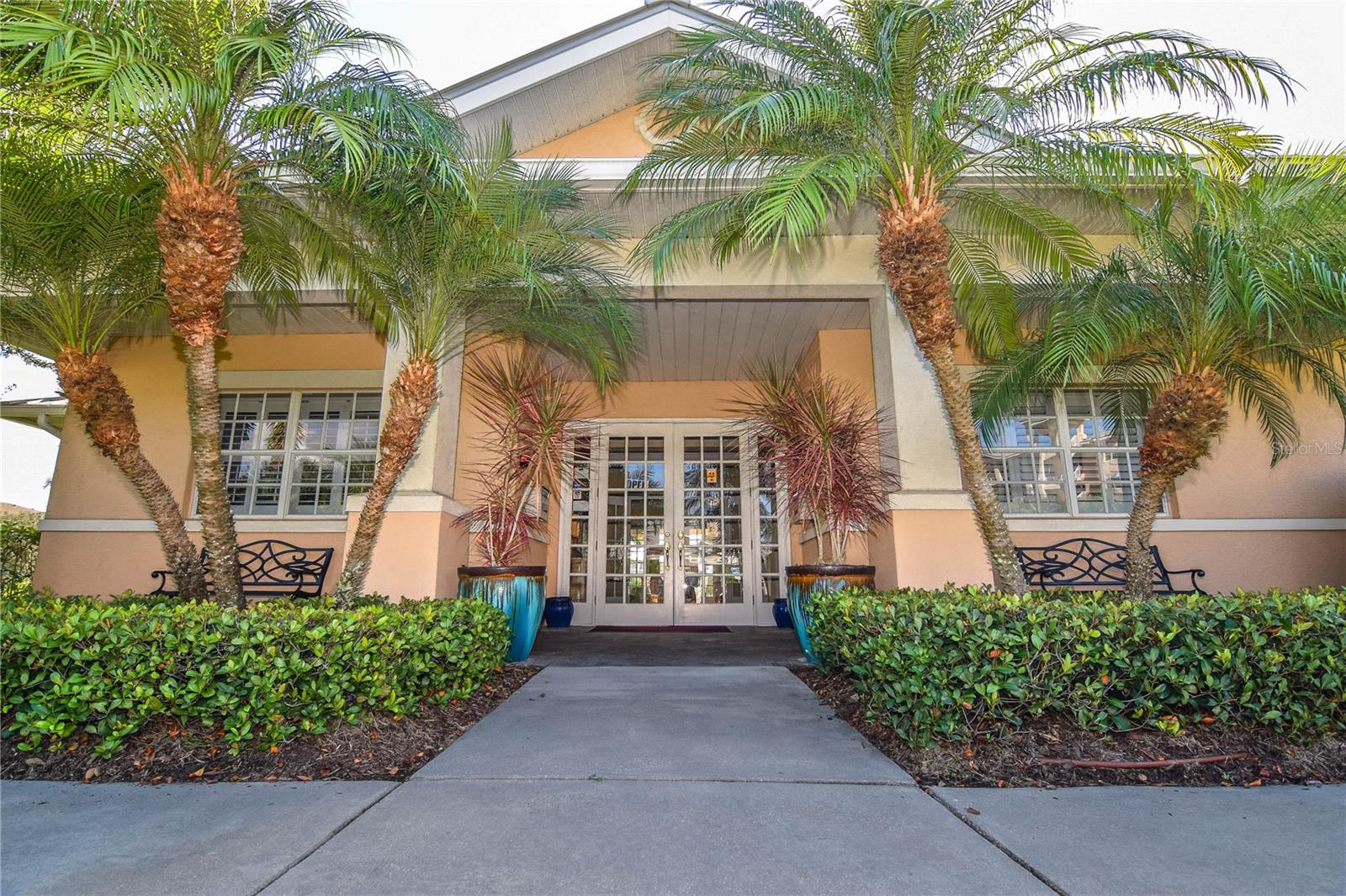 SEMINOLE ISLE CONDO - Residential