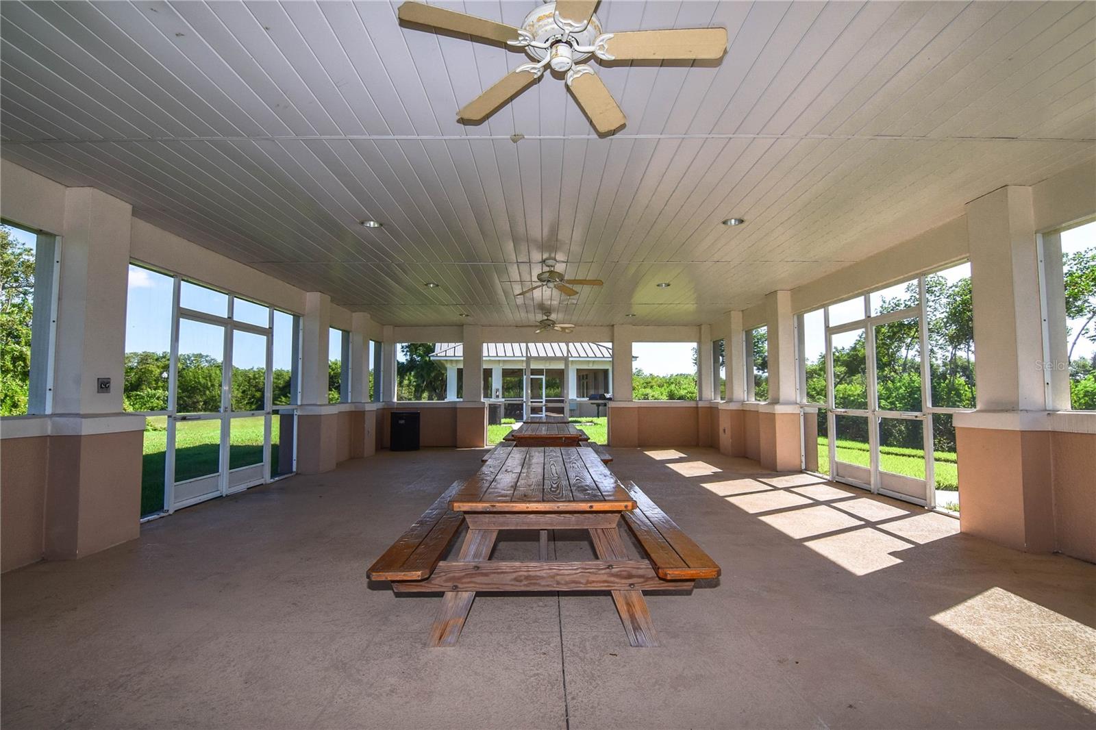 SEMINOLE ISLE CONDO - Residential