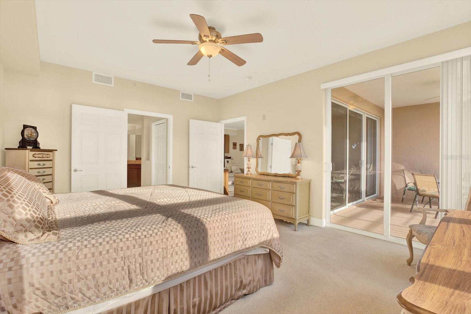 SEMINOLE ISLE CONDO - Residential