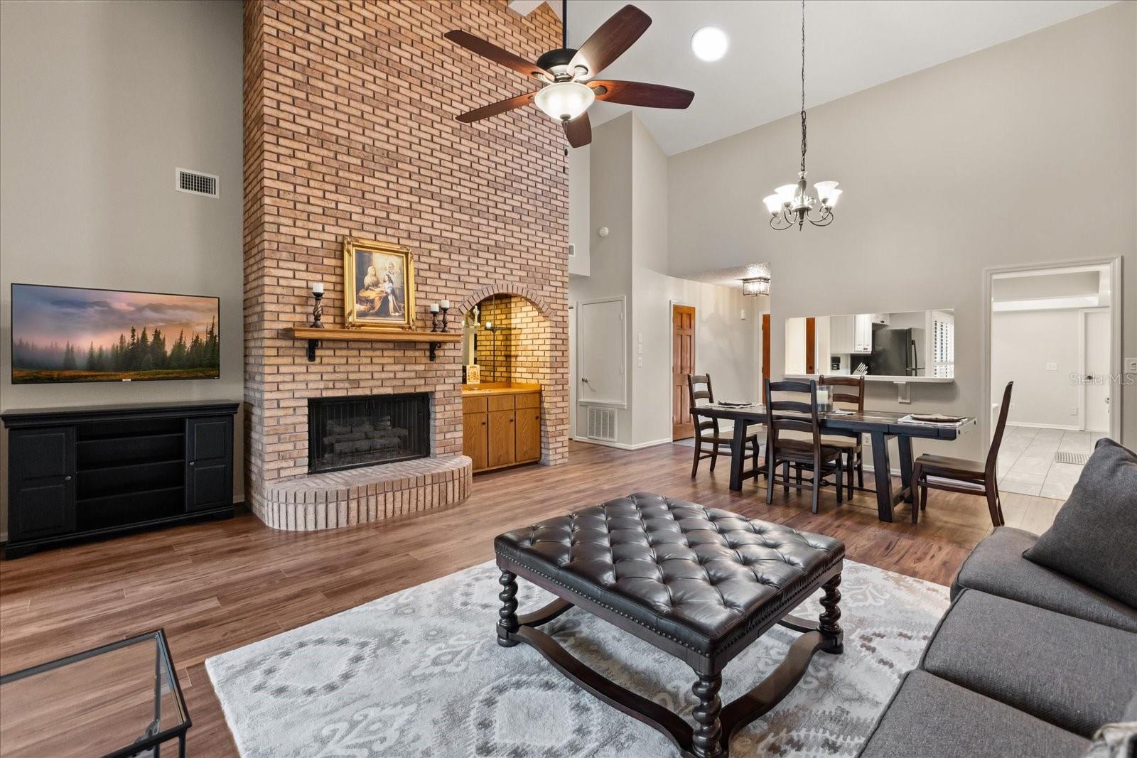 WEKIVA COUNTRY CLUB VILLAS - Residential