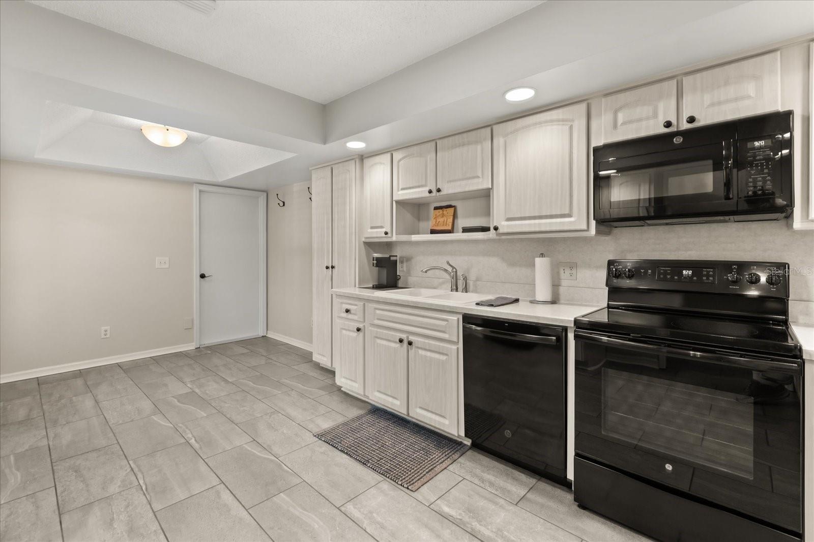 WEKIVA COUNTRY CLUB VILLAS - Residential