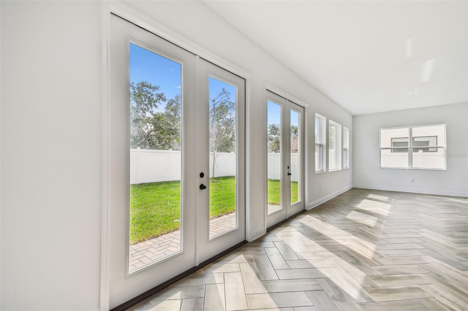 3113 W NASSAU STREET