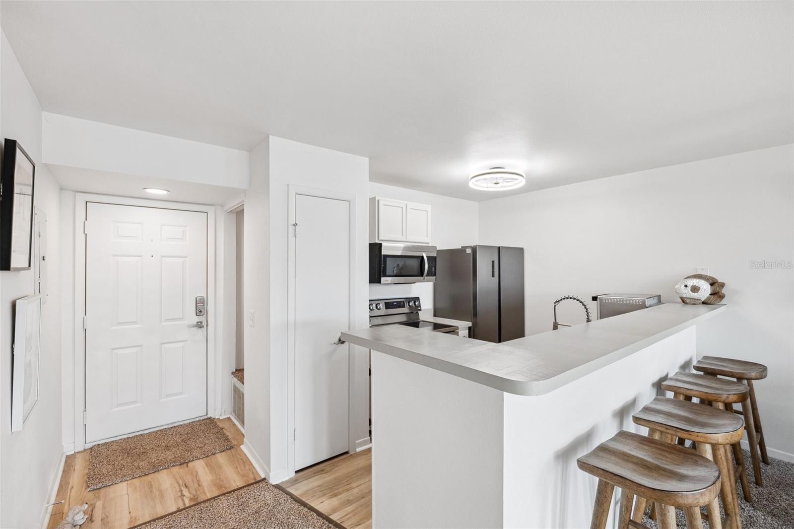 5712 BISCAYNE COURT 103