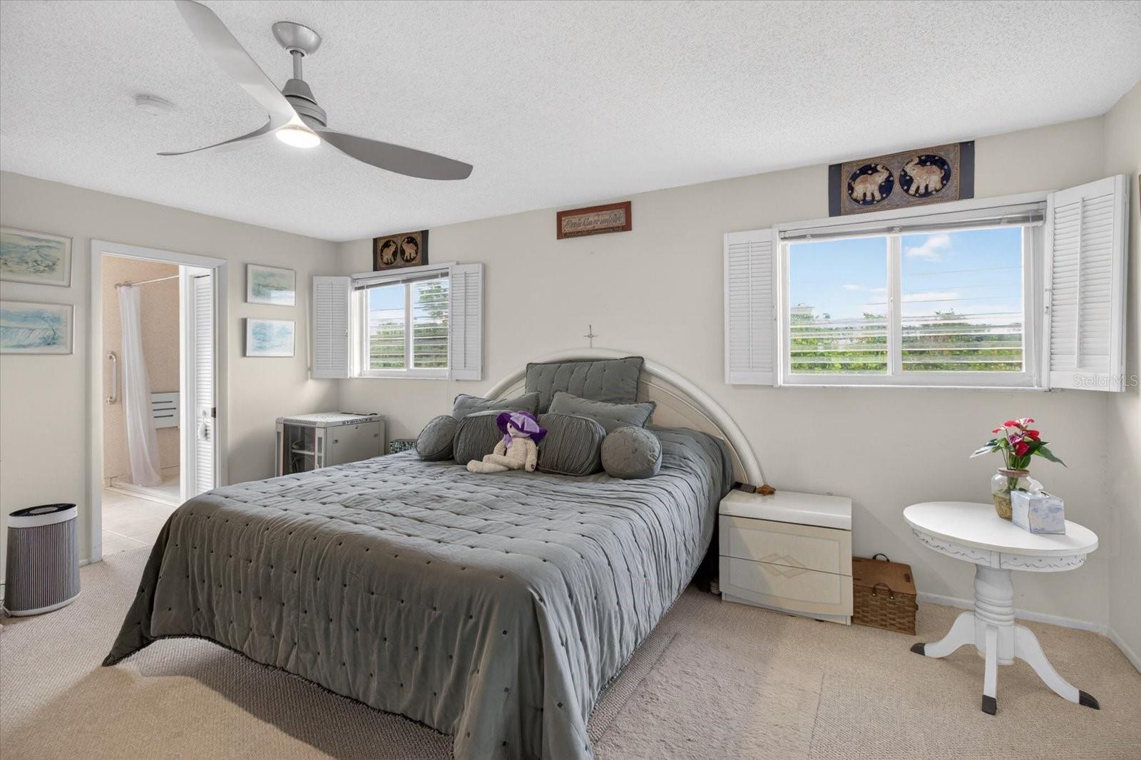 SOUTH VENICE - Residential