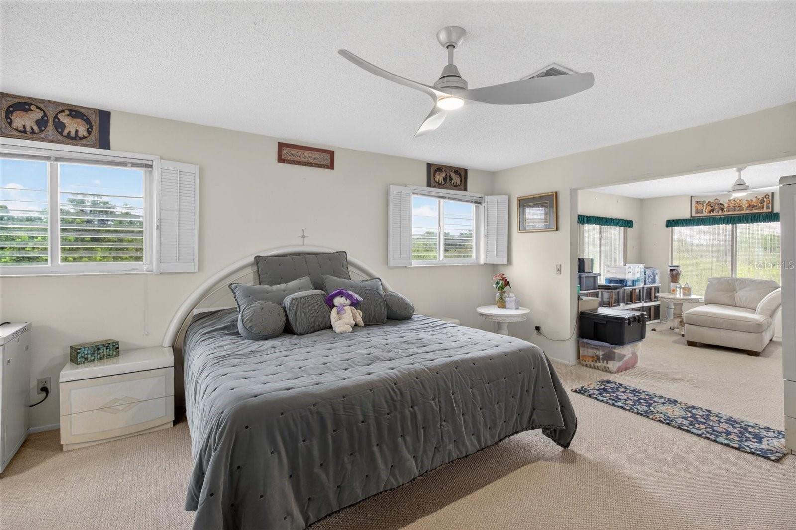 SOUTH VENICE - Residential