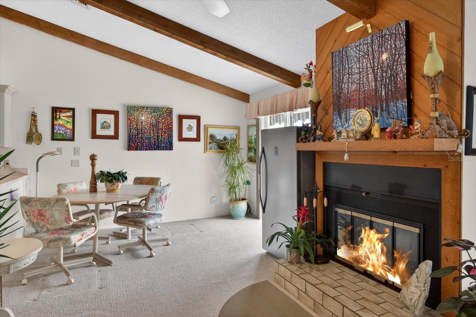 SOUTH VENICE - Residential