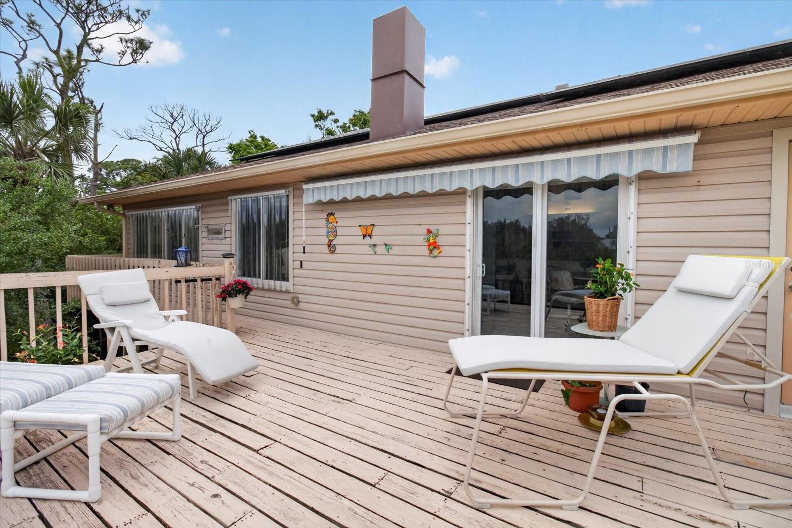 SOUTH VENICE - Residential