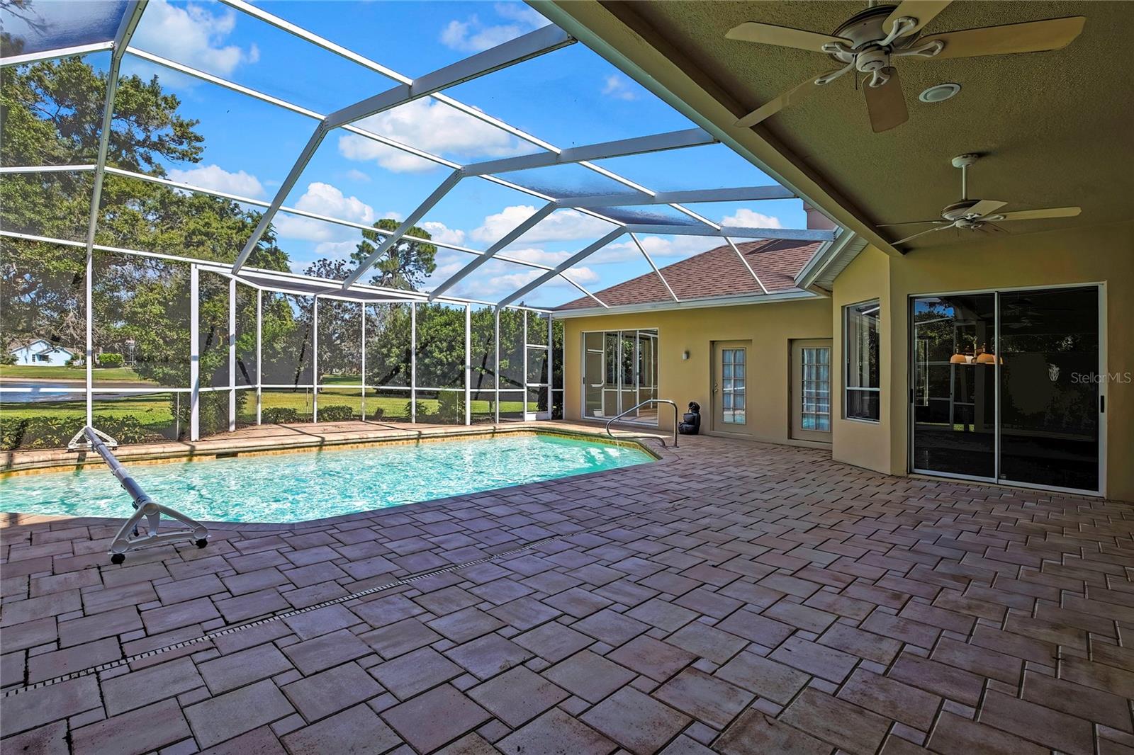 LAKE IN THE WOODS PH I - Residential