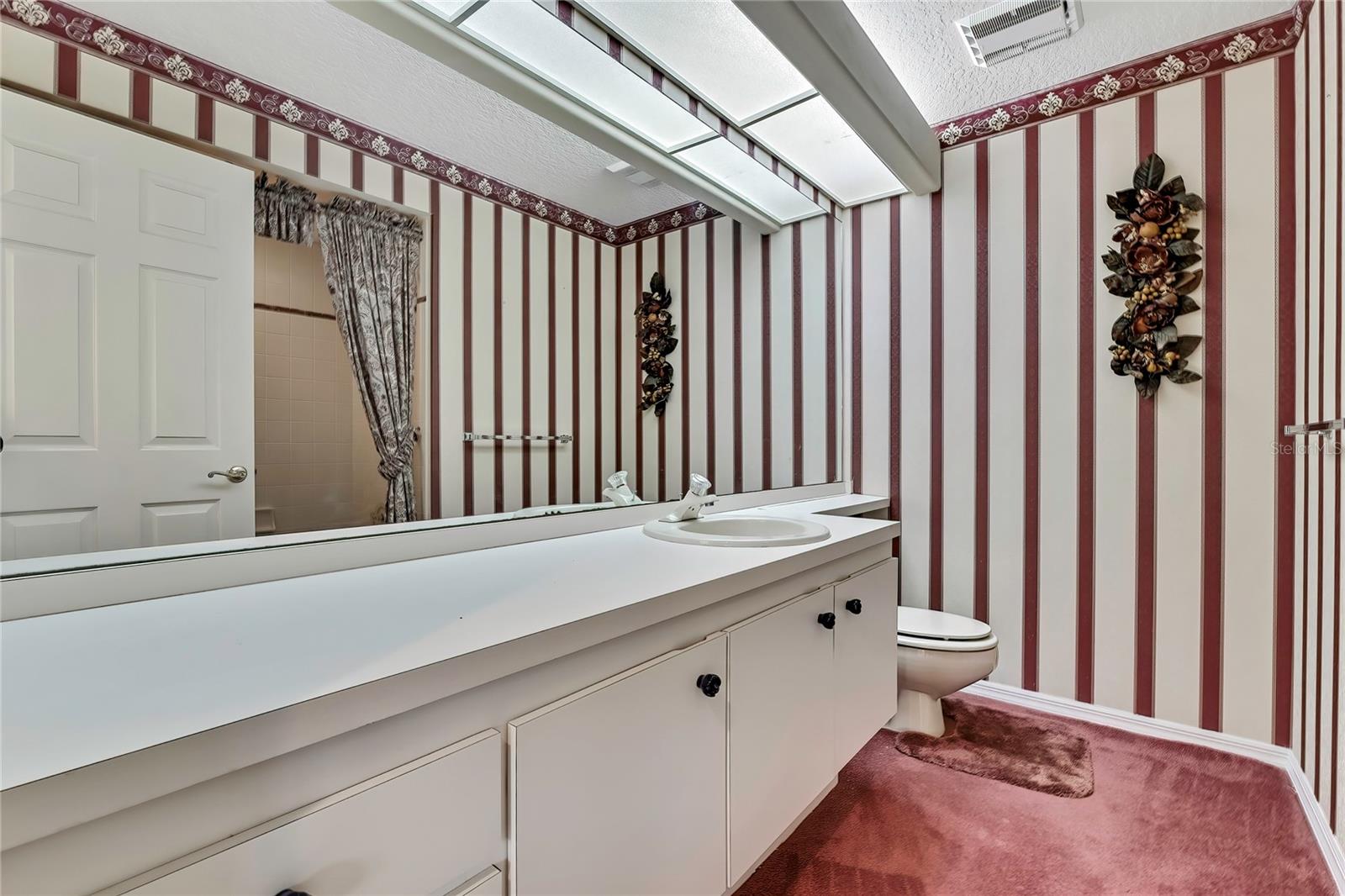 LAKE IN THE WOODS PH I - Residential