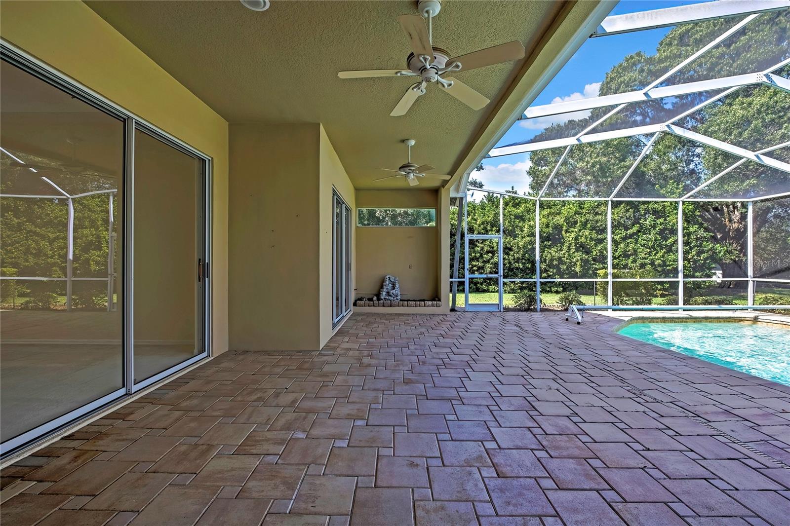 LAKE IN THE WOODS PH I - Residential