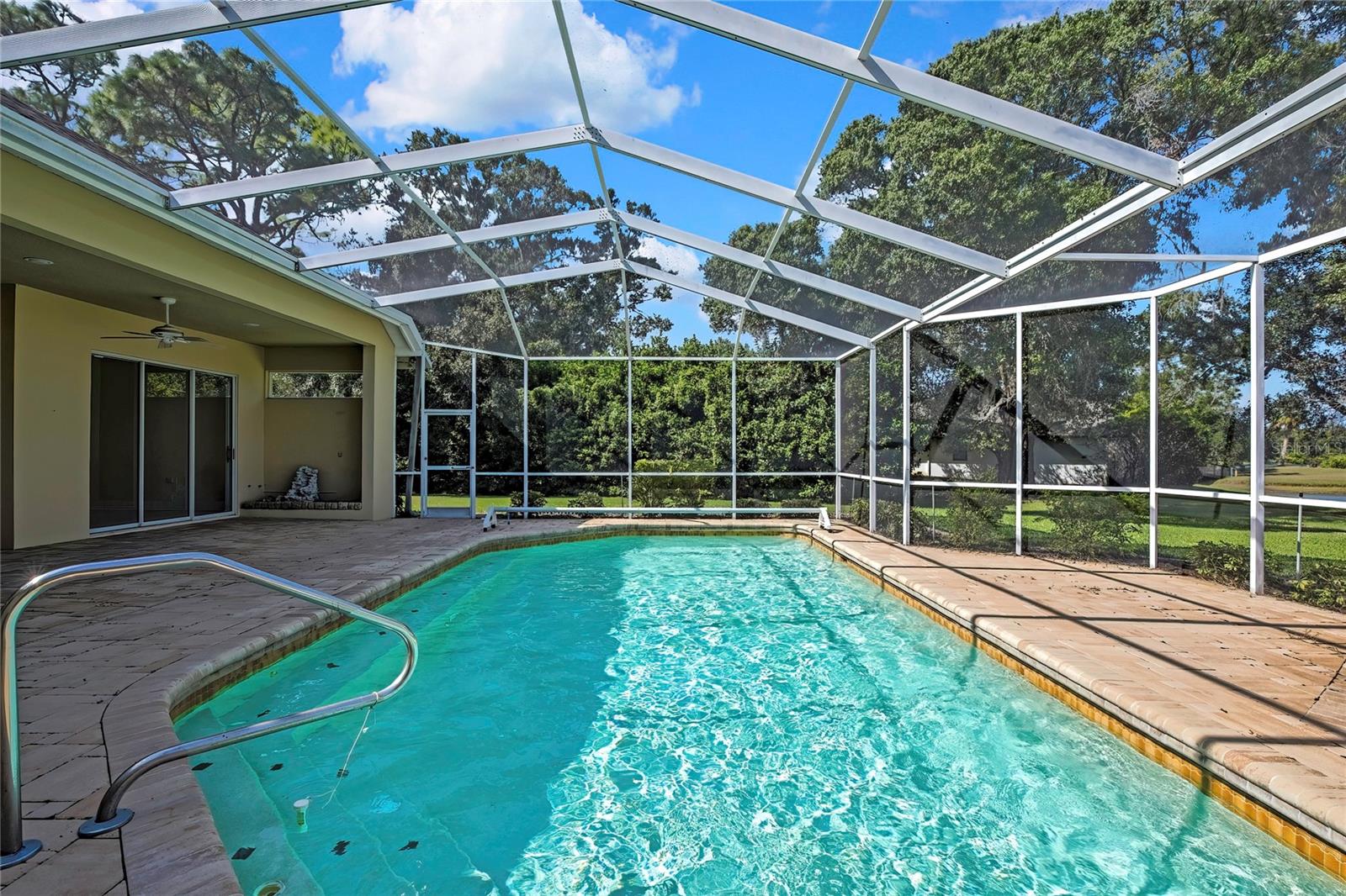 LAKE IN THE WOODS PH I - Residential