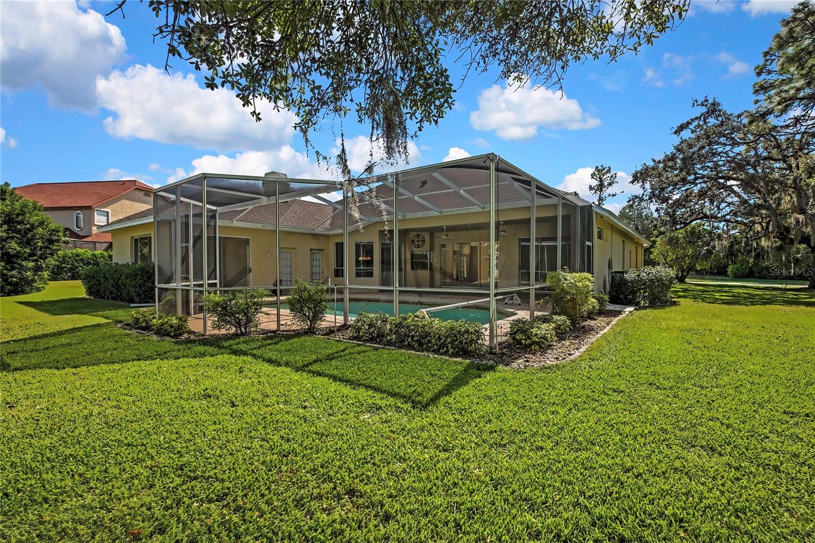 LAKE IN THE WOODS PH I - Residential