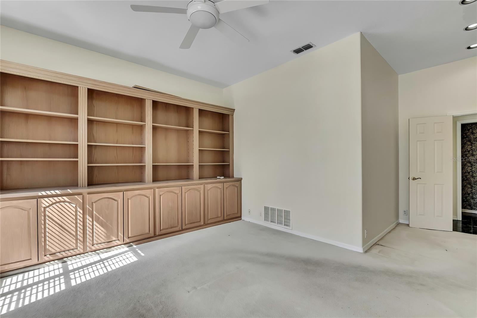 LAKE IN THE WOODS PH I - Residential