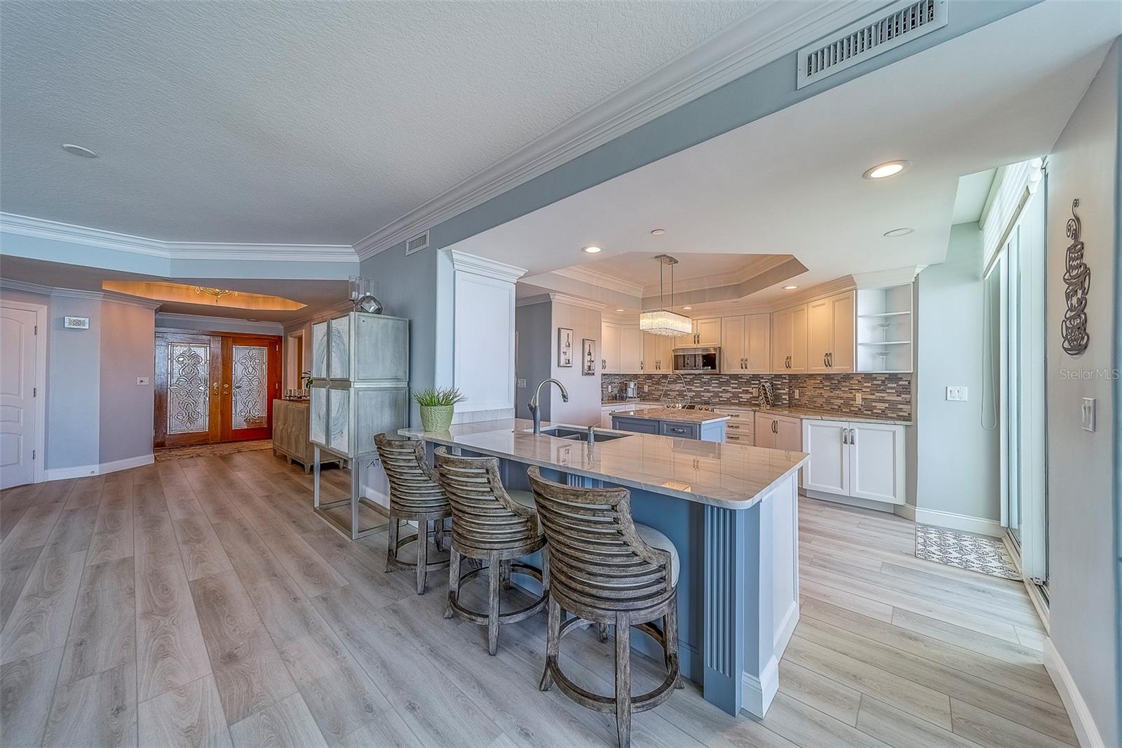 2 SEASIDE LANE 801