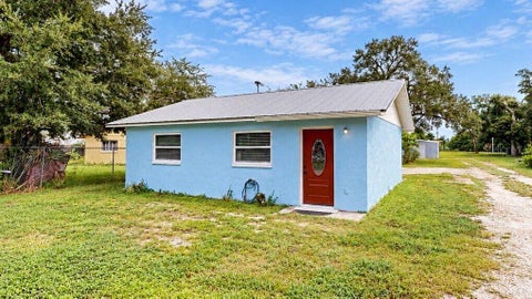 330 12th Street W, Palmetto, FL 34221
