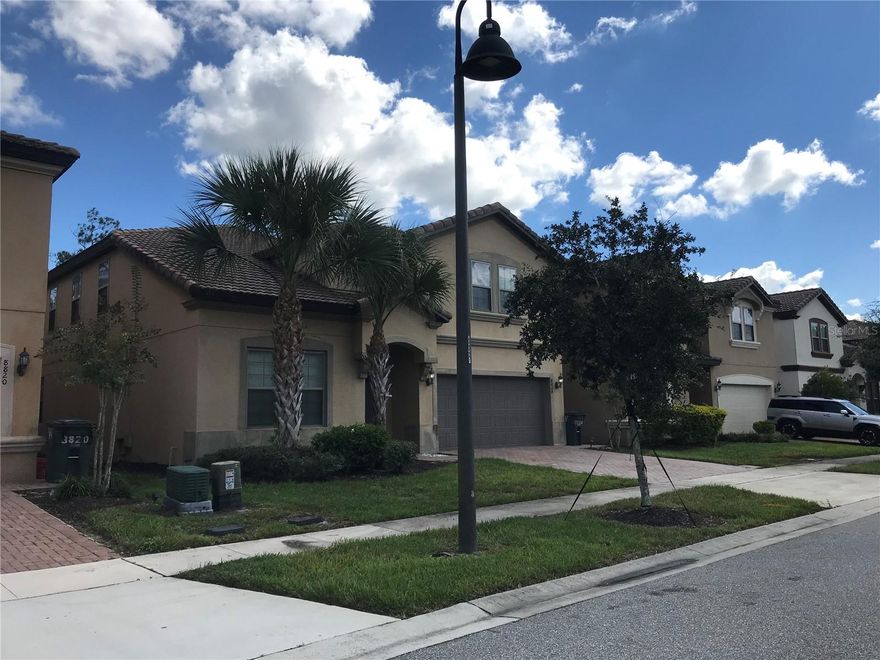 Make your dream a reality. Enjoy this turnkey, conveniently located, luxury Central Florida lifestyle Home.