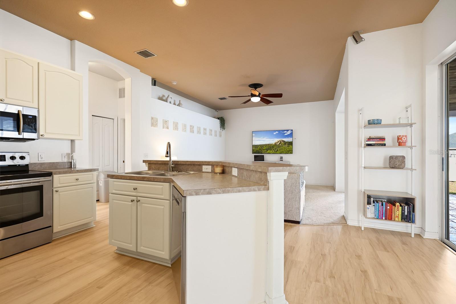 TAYLOR BAY ESTATES - Residential