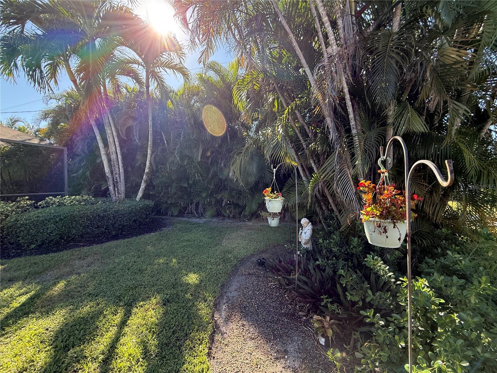 FLAMINGO ESTATES - Residential