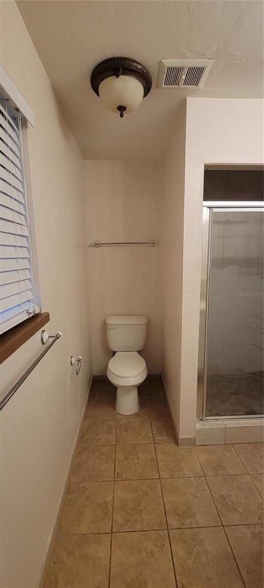 BLACK ACRES - Residential Lease