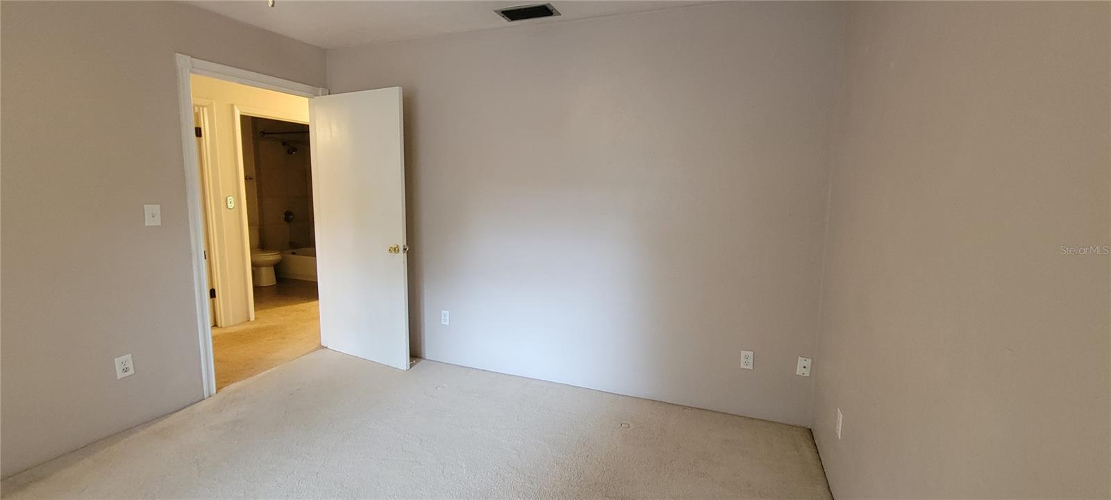 BLACK ACRES - Residential Lease