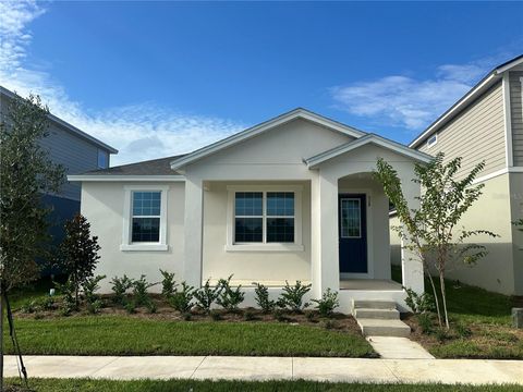 528 GREEN TRACKER AVENUE GROVELAND FL 34736