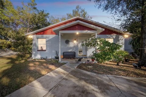 A home in TAMPA