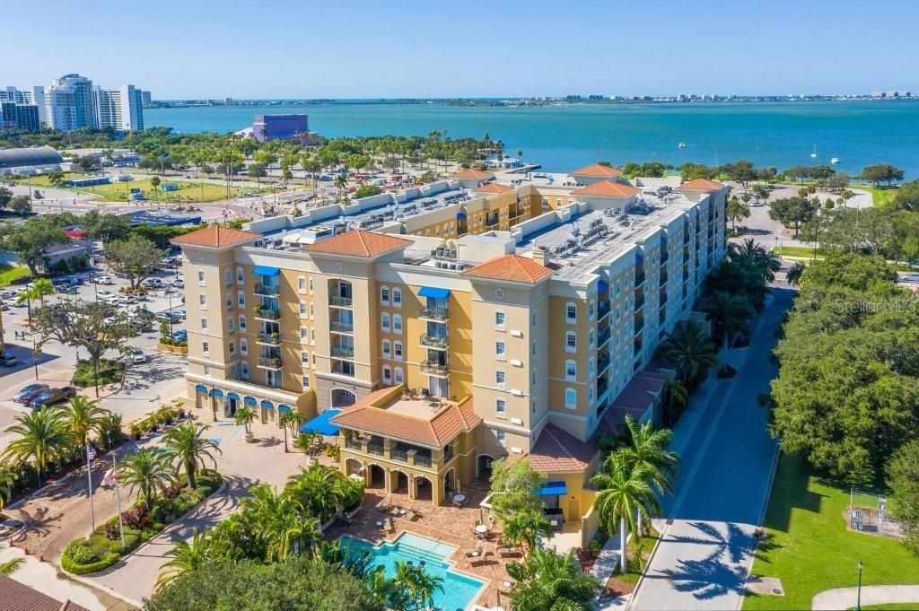 Photo of 1064 N Tamiami Trail #1425, Sarasota, FL 34236 (MLS # A4687230)